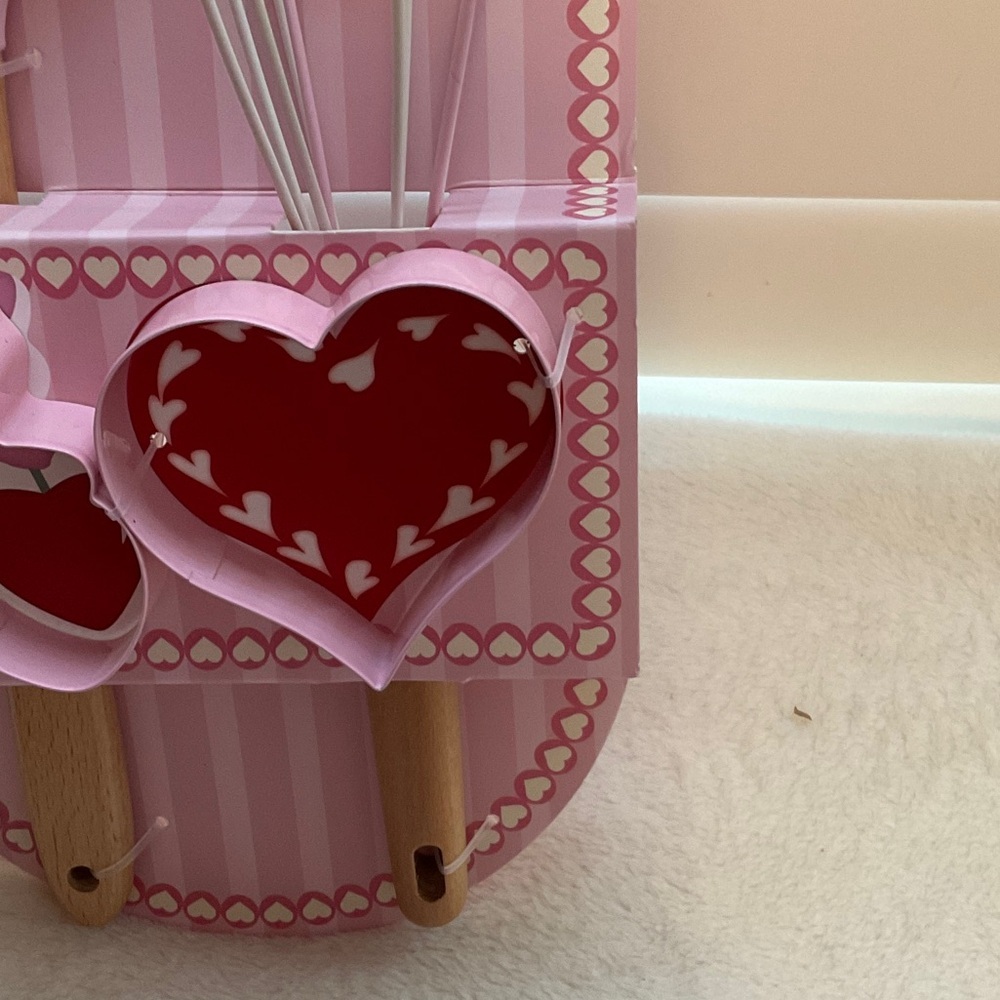 Pink Baking Utensil Set - Picture 5 of 7